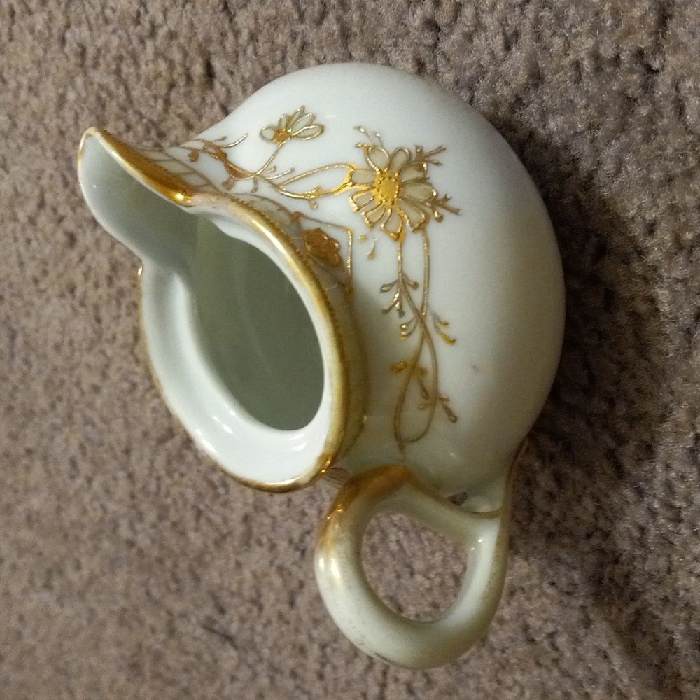 NIPPON CREAM DISH HAND PAINTED small dot inside